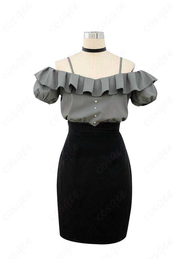 商品正面のコスプレ衣装画像。トップス、スカート、チョーカーがしっかり再現されたデザイン。