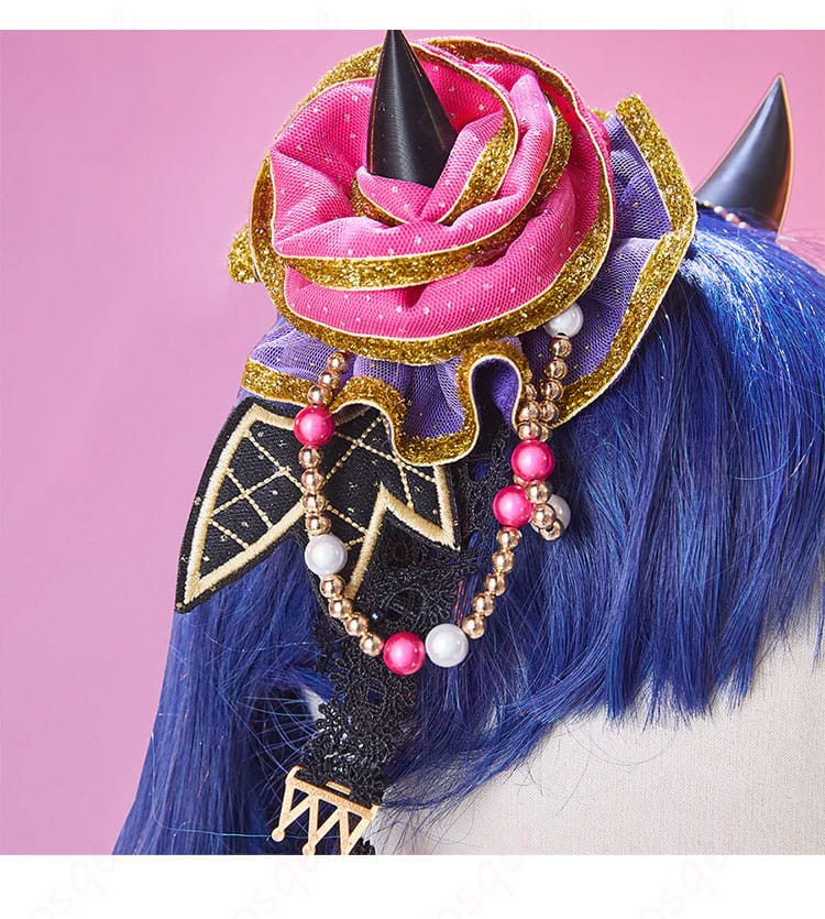 津島善子コスプレ衣装の髪飾りの装飾詳細画像