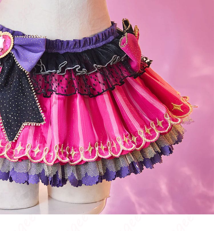 津島善子コスプレ衣装のスカート装飾、素材やデザインのアップ