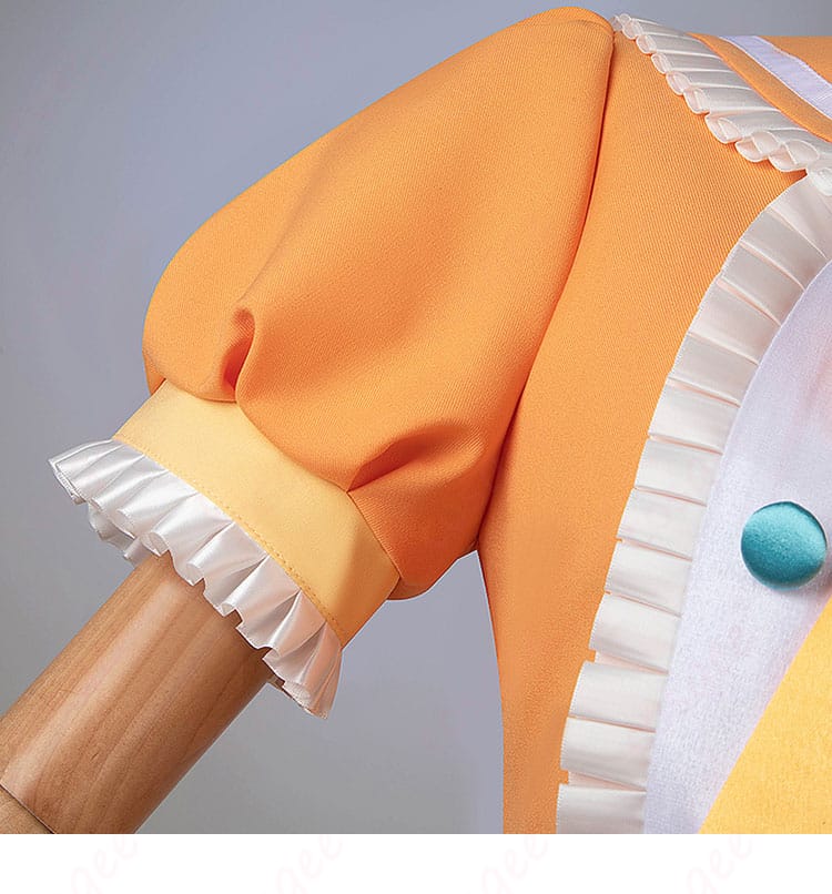 肩袖装飾詳細画像 - 肩部分の装飾が特徴的な星川サラのコスプレ衣装。