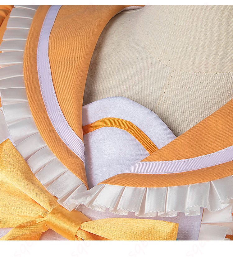 服の襟元装飾詳細画像 - だいしきゅーだいしゅき衣装の美しい襟元。細部まで精緻な仕上がり。