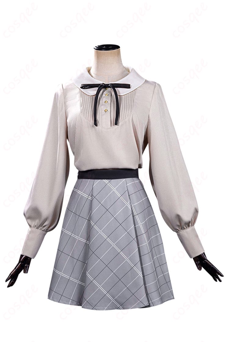 商品正面画像。豊川祥子のコスプレ衣装が鮮やかに表現されています。