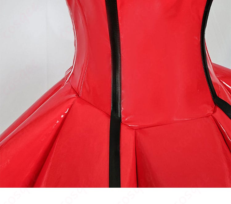 ほしな歌唄 コスプレ 腰チェーン&クロス装飾|魅せポイント