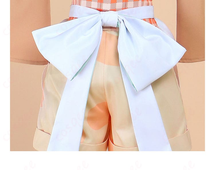 プロジェクトセカイ 花里みのり コスプレ衣装 囲みエプロンの装飾。コスプレの可愛さを増すディテール。