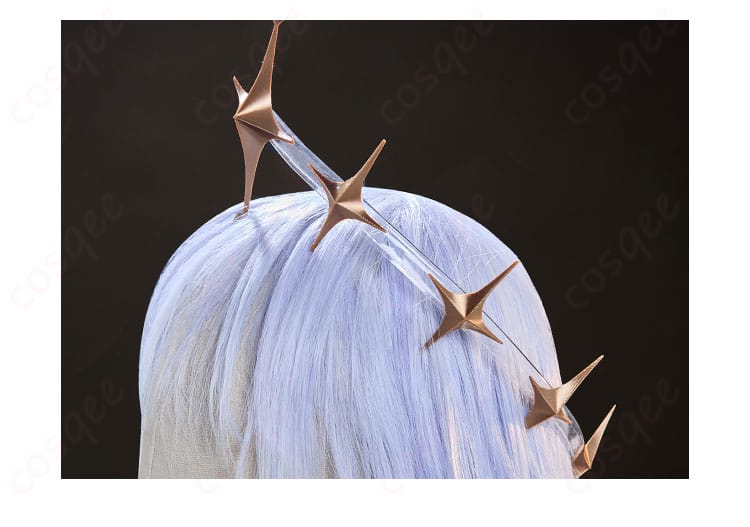 髪飾りの詳細写真。宵崎奏の特徴的な髪飾り、繊細な装飾がよく見える画像。