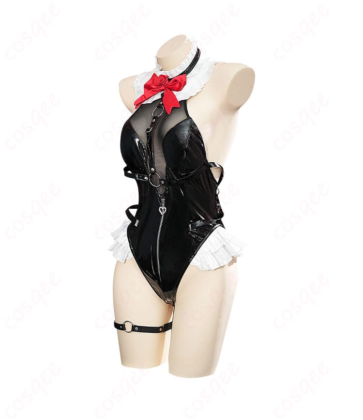 商品左側から見た水着トゥインクル・ローズのコスプレ衣装。左側の装飾やデザインをチェック。