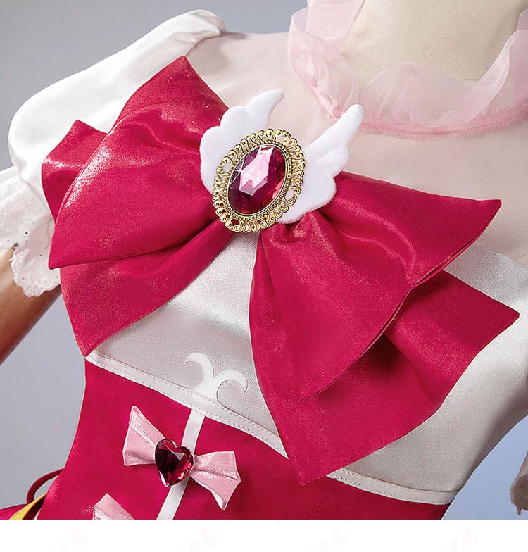 キュアミラクルコスプレ衣装の衣装部分の装飾ディテール画像。