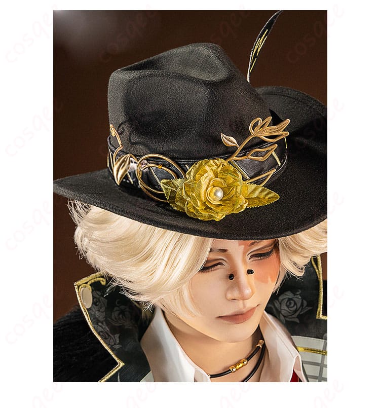 帽子の装飾の細部。キャラクターにぴったりな帽子のデザインと装飾が特徴的。