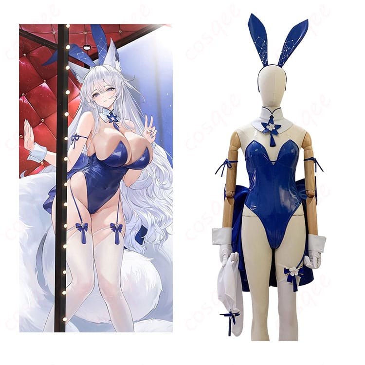 アズールレーン 信濃 バニーガール コスプレ衣装の正面とキャラクター信濃が一緒に写った写真。コスプレ衣装の忠実再現が光ります。