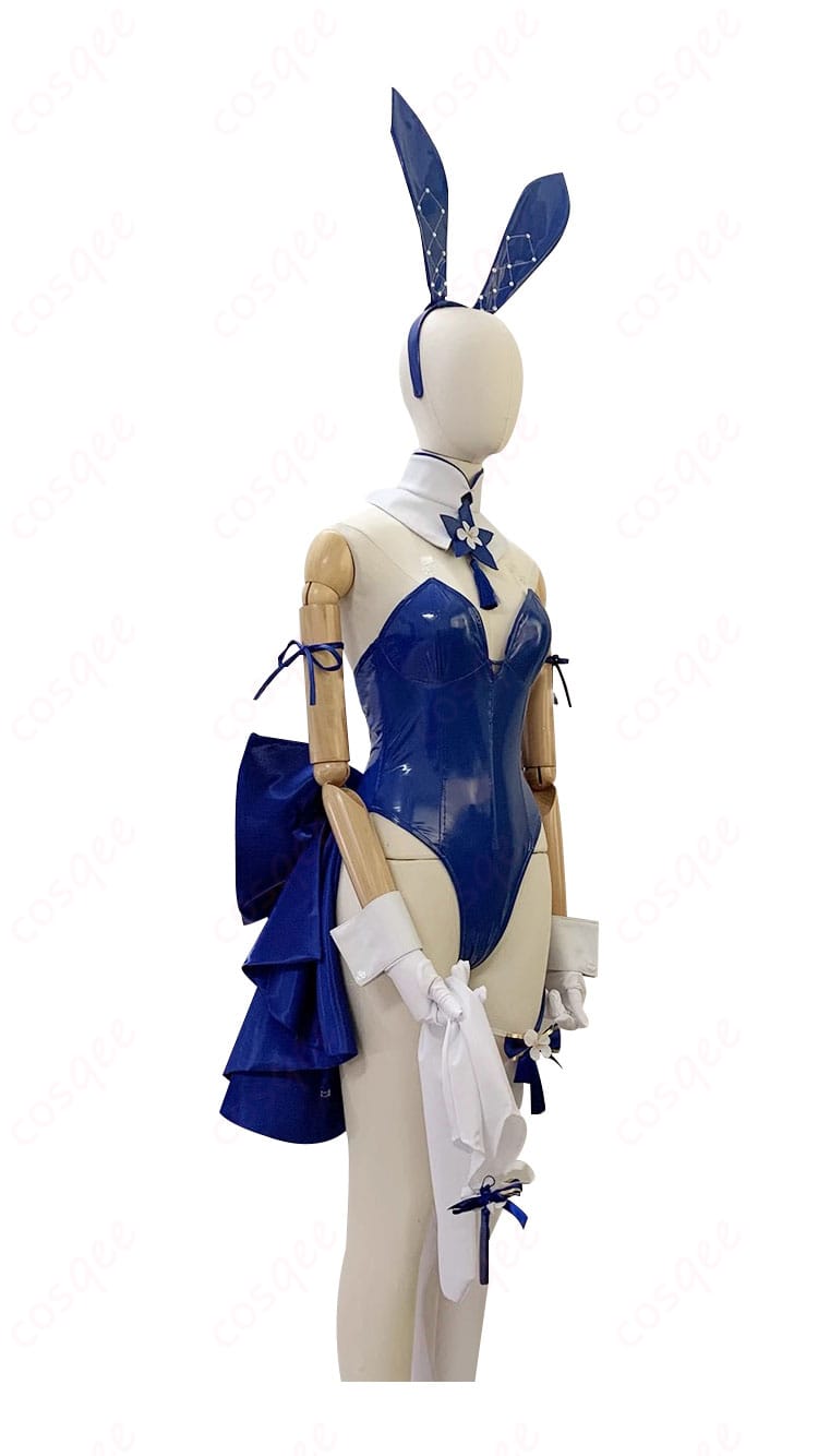 アズールレーン 信濃 バニーガール コスプレ衣装の側面写真。細部まで再現された衣装の美しいラインを確認できます。
