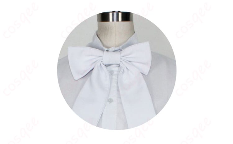 衣装の襟部分のディテール画像。アイスランドのコスプレ衣装の襟部分を強調。