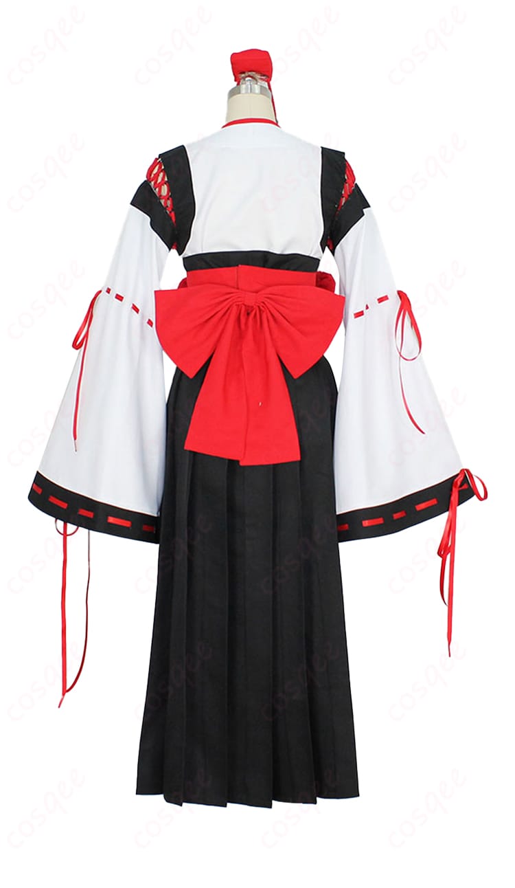 射命丸文 コスプレ衣装 背面の詳細画像。後ろ側も丁寧に再現されており、完璧な衣装体験が提供されます。