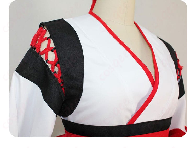 射命丸文 コスプレ衣装 衣襟の装飾部分の細部。精密な刺繍とデザインが美しく表現されています。