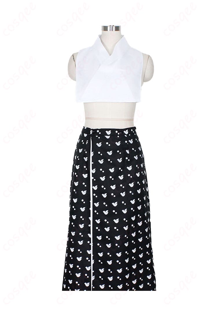 内搭服装の細部画像 - 和服メイド服の内側のデザイン詳細、快適さと通気性に配慮。