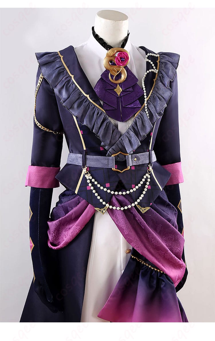 巴日和 コスプレ衣装 背面写真。背中部分のディテールも完璧に再現