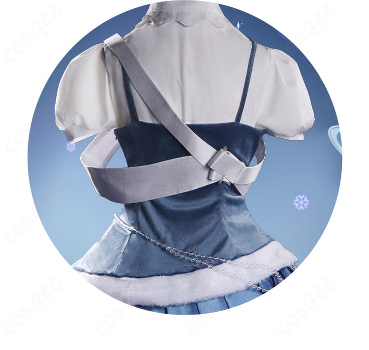 服装背面の詳細、SNOW MIKU 2025 鏡音リン コスプレ衣装の背面デザインを注目