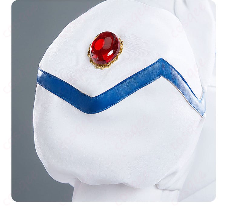 高町なのは コスプレ衣装の肩飾りの詳細。キャラクターの特徴的なデザインが忠実に再現されています。