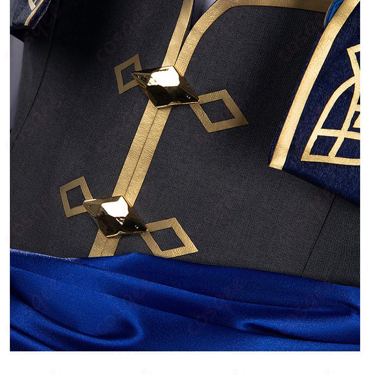 コスプレ衣装のデザインに使用された高品質なボタンの詳細。衣装全体の仕上がりが美しいです。