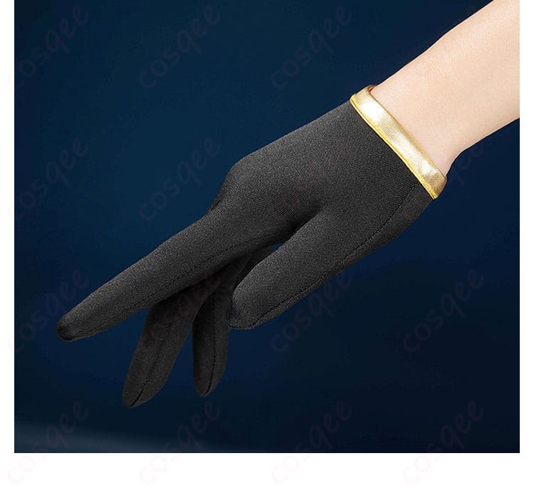 コスプレ衣装の手袋装飾の詳細。キャラクターの個性が表現されたアクセサリーです。