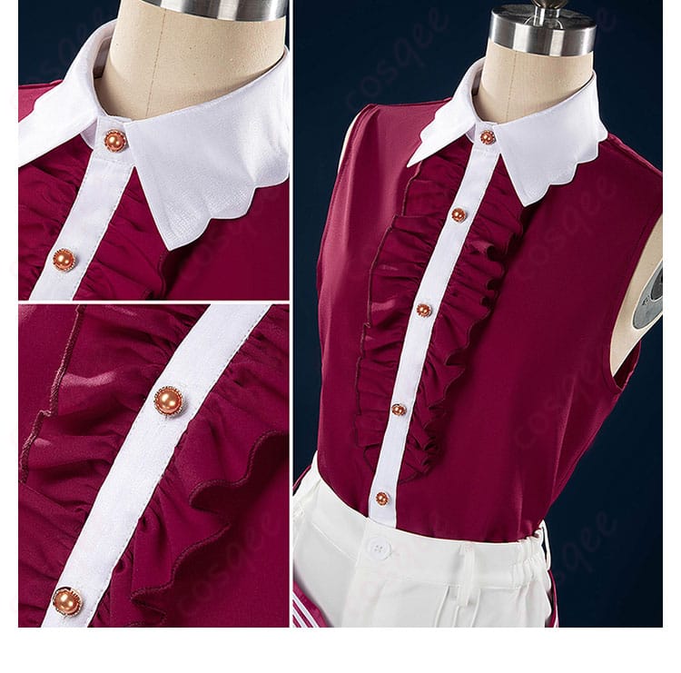 内搭服装領口・門襟装飾細部画像 - 内側の服の襟元と門襟の装飾、細部まで美しいデザイン。