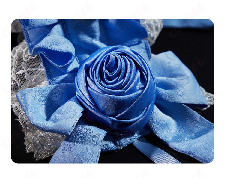 レム コスプレ衣装の花の装飾部分の詳細。精緻な刺繍と立体的なデザインが美しい。