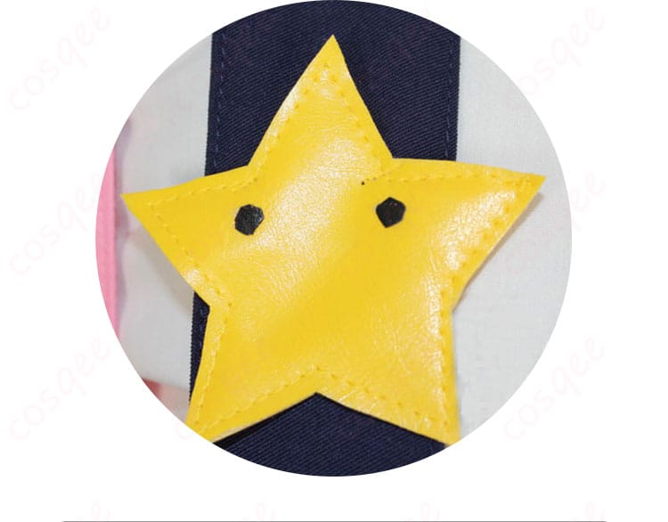 ショルダーストラップの五角星装飾の細部 - 八九寺真宵コスプレ衣装のバックパックショルダーストラップの星形デザイン。