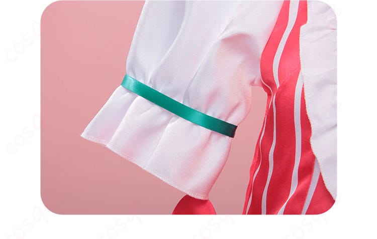 衣袖装飾の詳細画像 – コスプレ衣装の袖口に施された装飾。繊細で美しいデザイン。