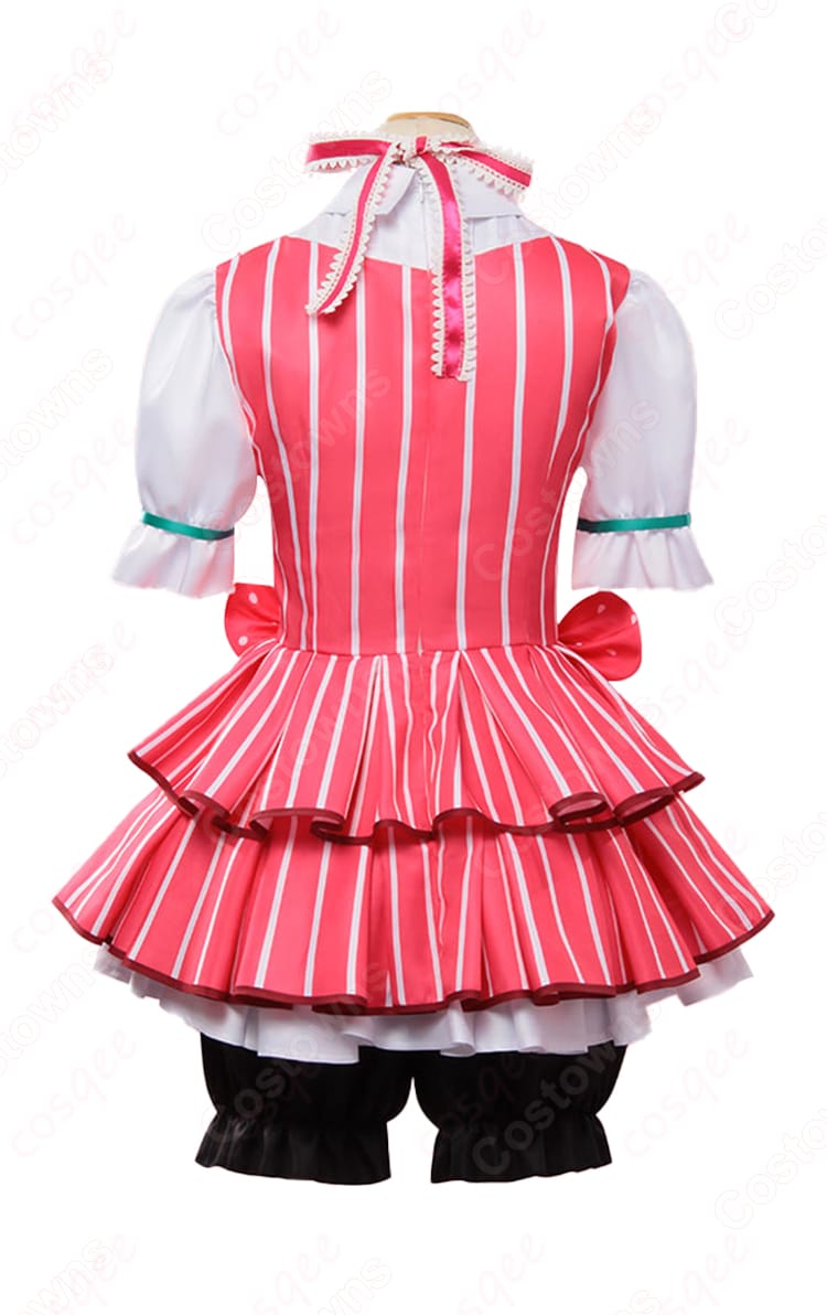 商品背面画像 – コスプレ衣装の背面デザイン。後ろのディテールも見逃せません。