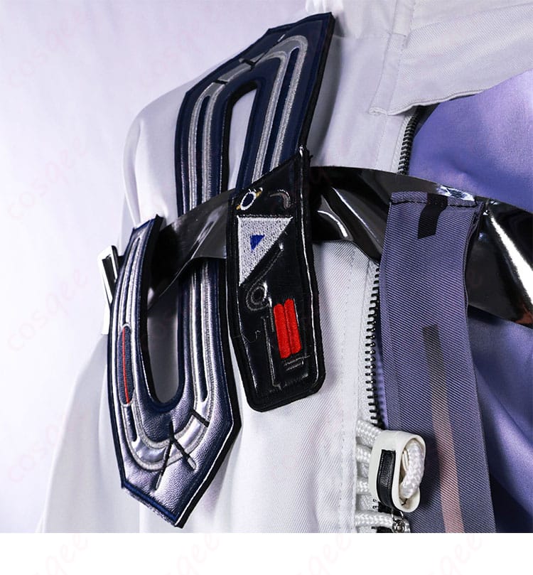 アークナイツ コントレール コスプレ衣装 衣襟の装飾ディテール。完璧なデザインでキャラクターに忠実な仕上がり。