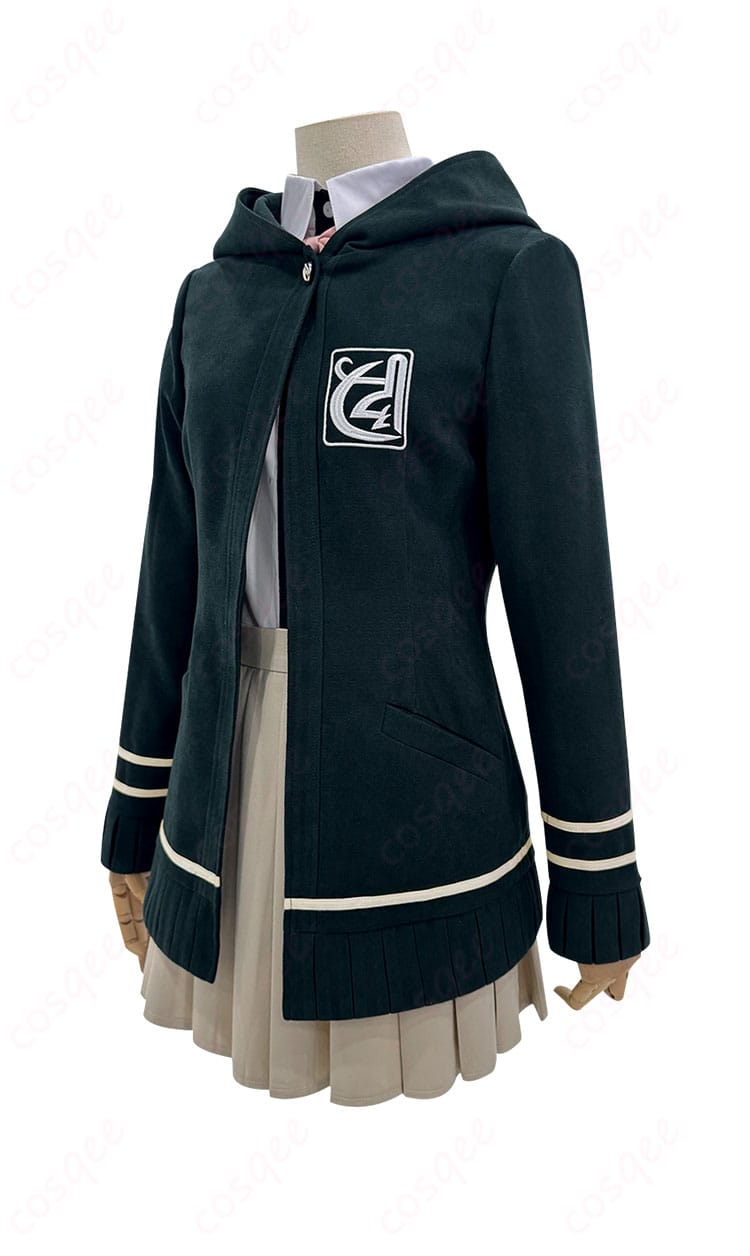七海千秋 コスプレ衣装 左側アングル パーカーラインとスカート裾チェック