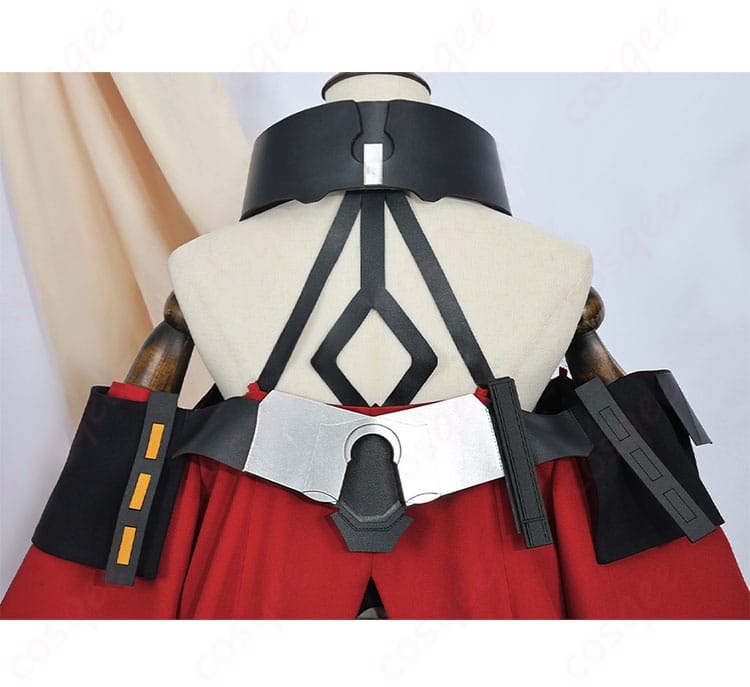 ギルベルタ コスプレ衣装 背面装飾ディテール拡大|刺繍の精巧さを確認