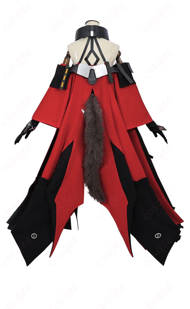アクナイ ギルベルタ コスプレ衣装 背面全体ショット|シルエットまで完璧