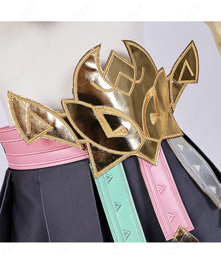 ヴァレサ コスプレ衣装 腰飾りディテール 精巧刺繍ベルトが映える