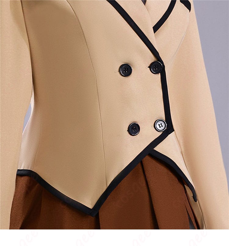 制服コスプレ衣装 裾ライン＆プリーツ装飾｜軽やかに動いて写真映え