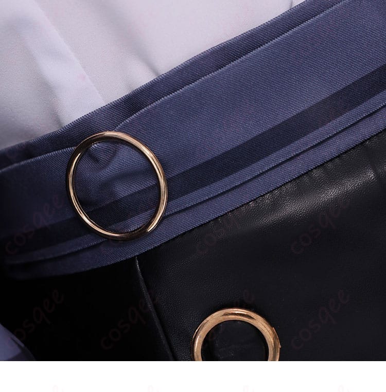 ネリッサ・レイヴンクロフトのコスプレ衣装の腰飾りの詳細。細部までこだわり抜いた装飾が魅力。