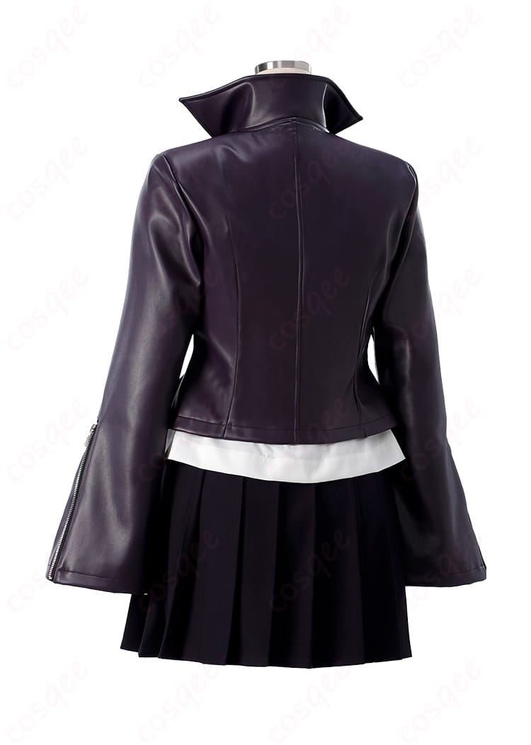 ダンガンロンパ 霧切響子 コスプレ衣装 背面のディテール。衣装の後ろ姿もリアルに再現されています。