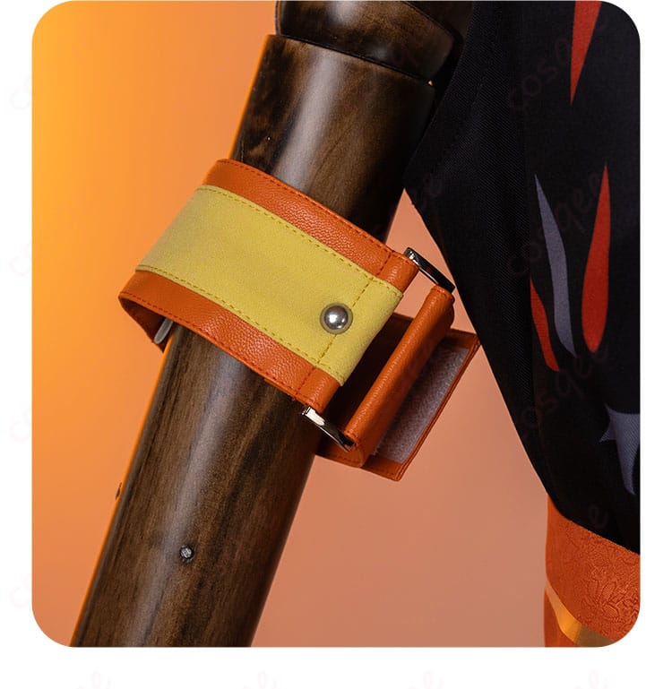 瞬祭礼衣装 手首の装飾とディテール、キャラクターにぴったり