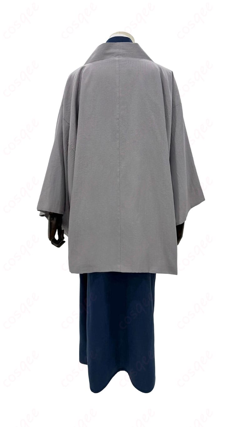 銀魂 桂小太郎 コスプレ衣装の背面画像。後ろ姿も細部まで忠実に再現されています。