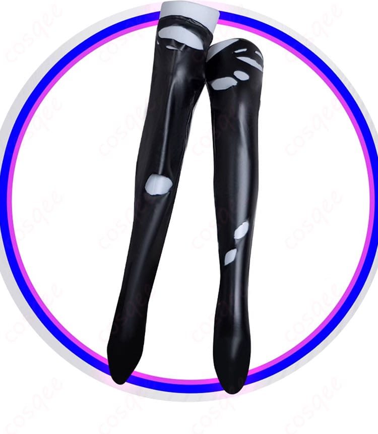 コスプレ衣装の靴の装飾ディテール。エブラナの足元に合わせた美しいデザイン。