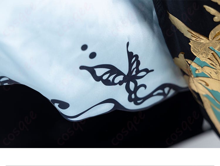 蒼穹（CangQiong）コスプレ衣装に施された蝶の模様のディテール。細部までこだわったデザイン。