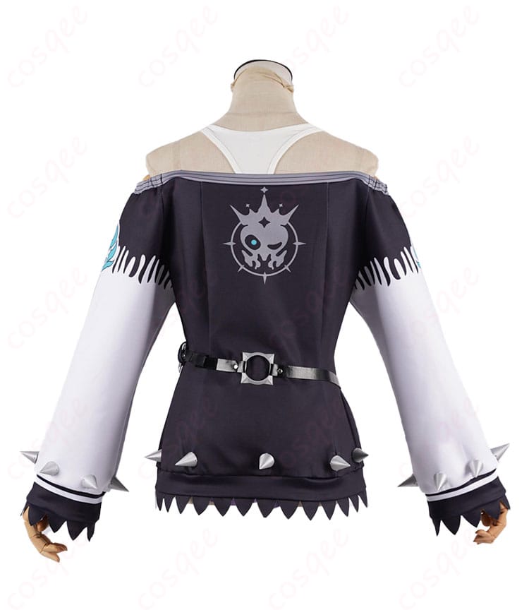 ホロライブ 輪堂千速 コスプレ衣装の背面画像。腰の飾りや肩の装飾が美しくデザインされています。