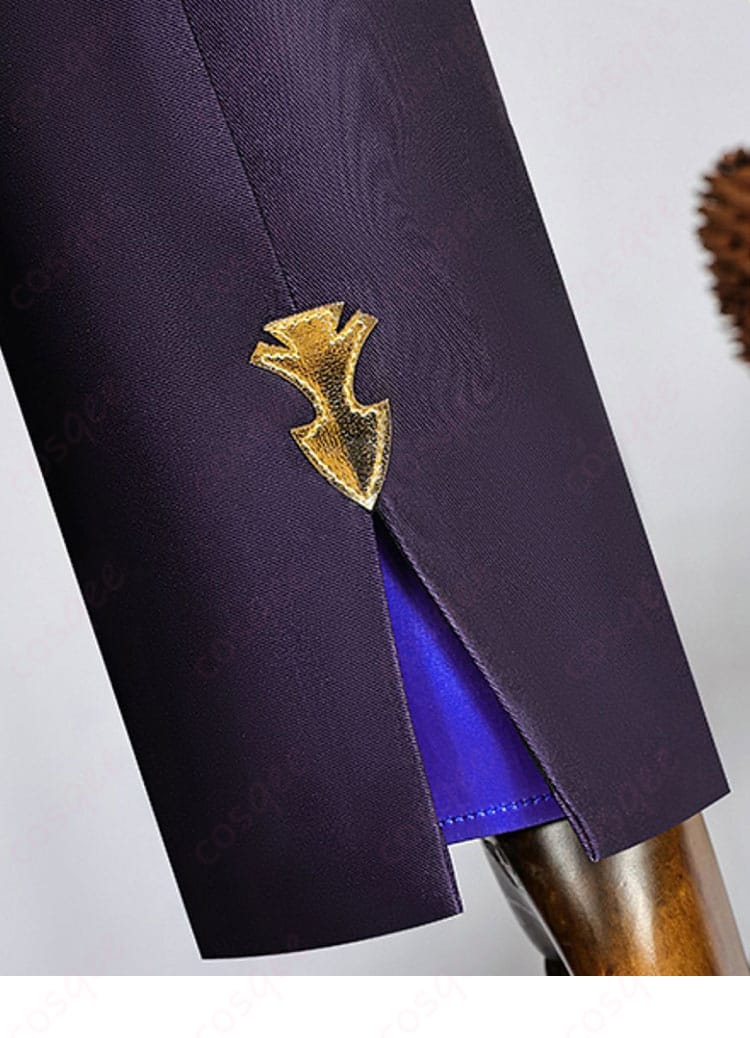 セノコスプレ衣装の袖口装飾の詳細。美しい刺繍とフィット感が特徴です。