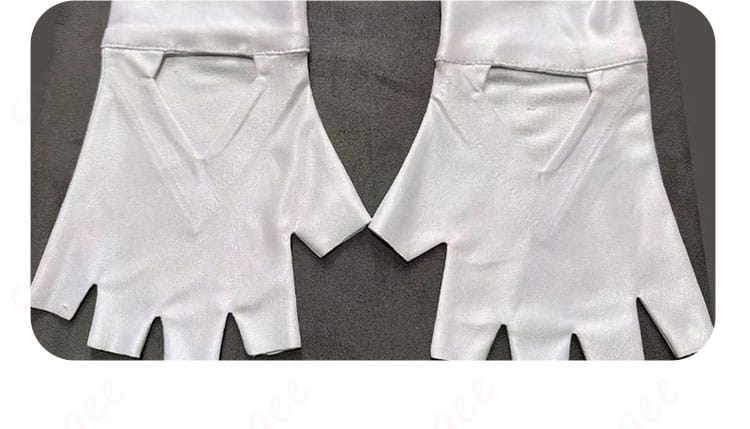 ウィンクキラー衣装の手袋装飾ディテール。繊細な作りが魅力。