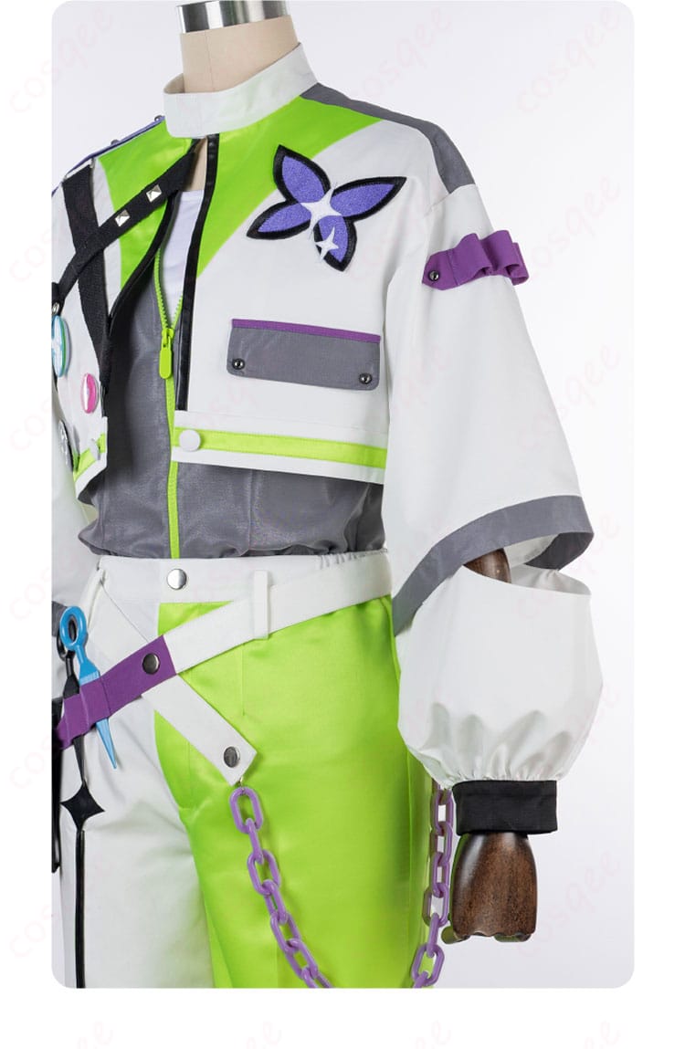 左袖の装飾ディテール。ウィンクキラー衣装の魅力的なデザイン。