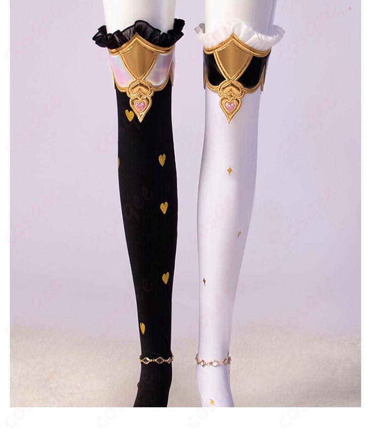 靴の装飾の詳細 - コスプレ衣装の靴の装飾詳細。完璧なコーディネート。