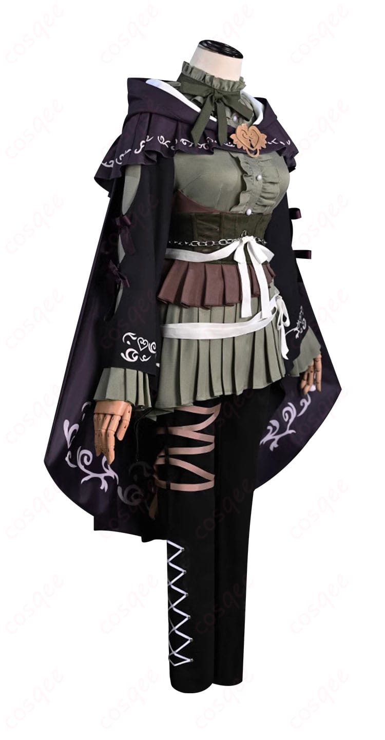暁山瑞希のコスプレ衣装の側面図。細部までこだわったデザイン。