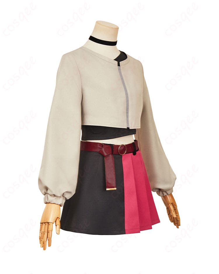 エレイナ コスプレ衣装の右側画像。細部まで再現されたエレイナのコスプレ衣装、袖や装飾もリアルで高いクオリティ。