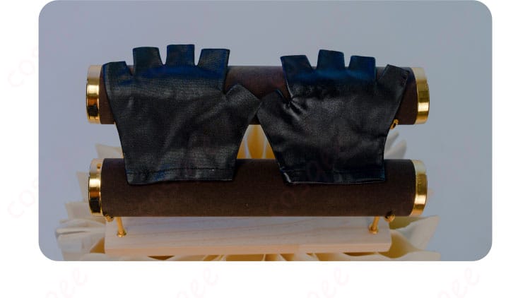 手袋の装飾詳細。ウィンクキラー衣装の手袋、細かなデザインが魅力的。