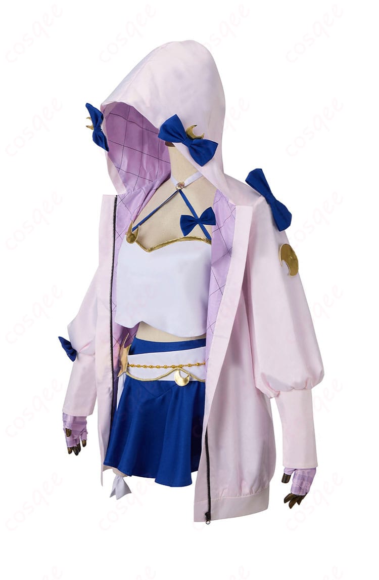 ファンタズムーン 霊基再臨 第二段階 コスプレ衣装の側面画像。リアルな衣装のラインと仕立てが魅力的。