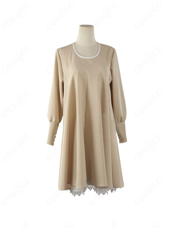 内搭服装正面細節図 - つけ襟やタイツなど、内搭部分の詳細が分かる正面図。快適な着心地を提供。